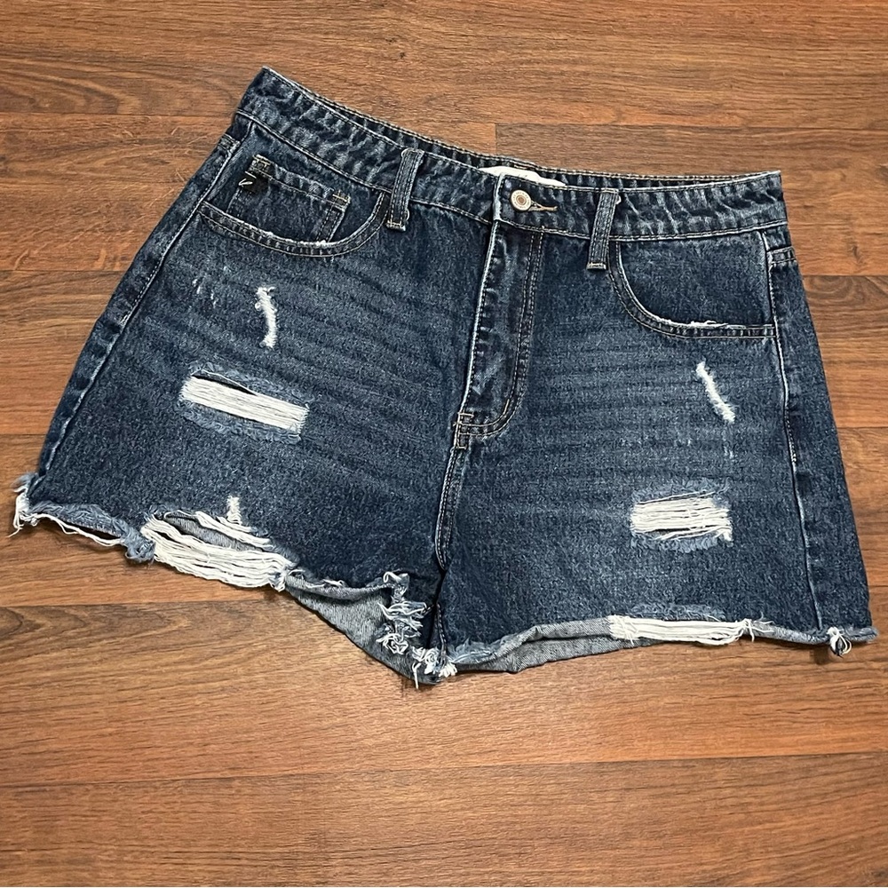 Kancan High Rise Estilo Dark Wash Distressed Shorts Size 11 29